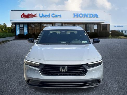 Used 2025 Honda Accord Sport image 8