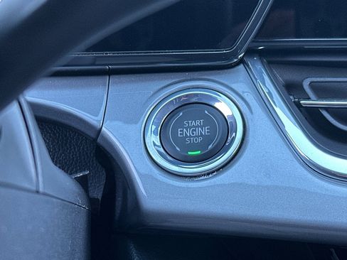 Used 2024 Chevrolet Trax LT image 33