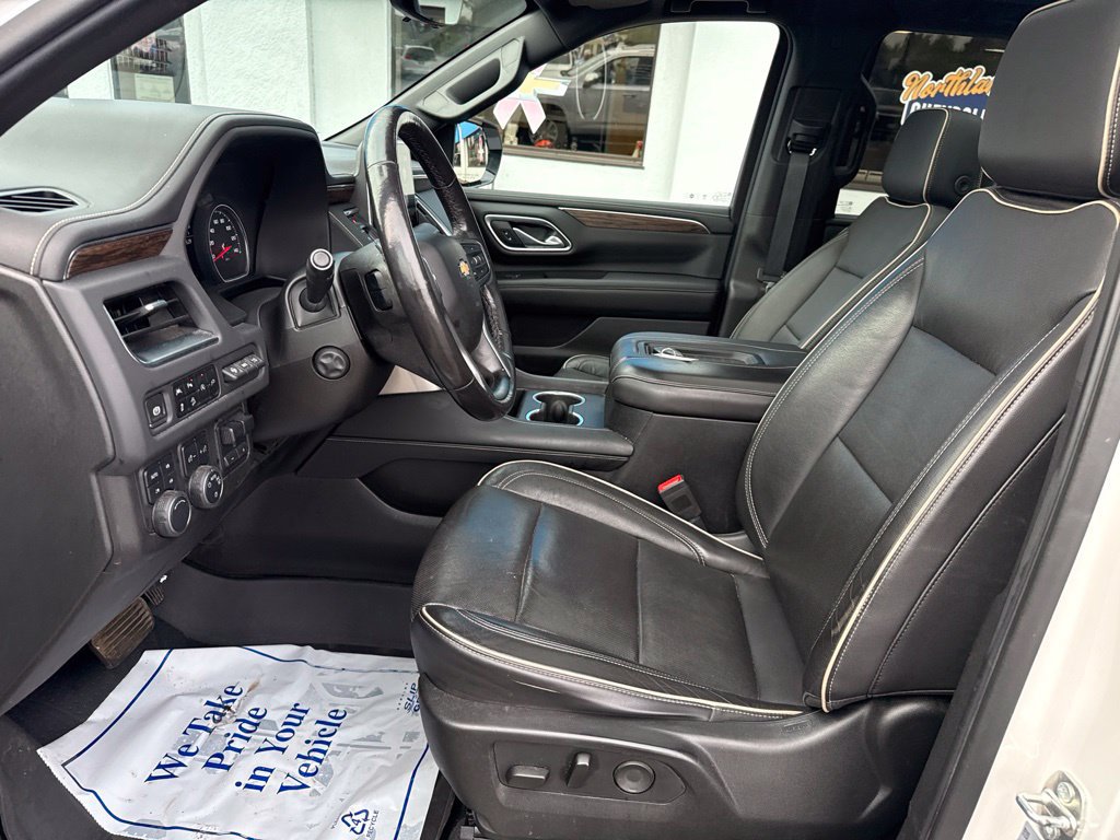 Used 2021 Chevrolet Tahoe Premier w/ Premium Package AWD/4WD image 23