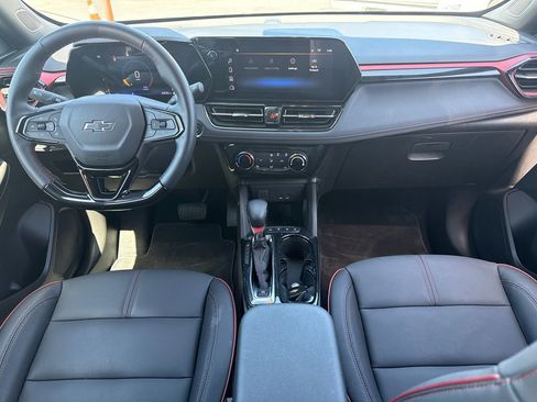 Used 2026 Chevrolet TrailBlazer RS w/ Driver Confidence Package image 5