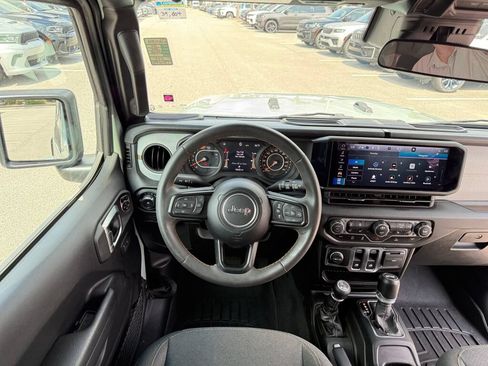 Used 2024 Jeep Wrangler Sport AWD/4WD image 15