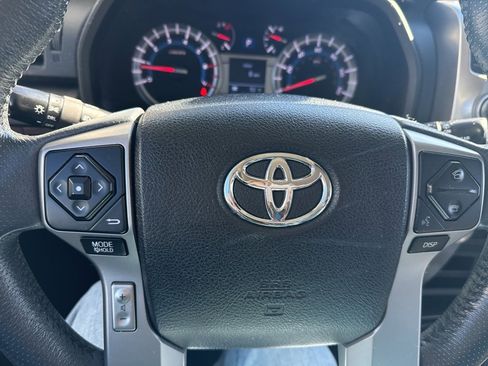 Used 2018 Toyota 4Runner SR5 image 4