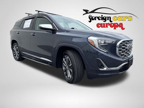 Used 2019 GMC Terrain Denali w/ LPO, 'HIT The Road' Package image 3