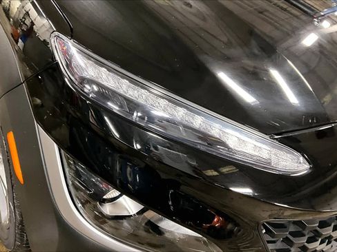 Used 2023 Hyundai Kona SEL image 25