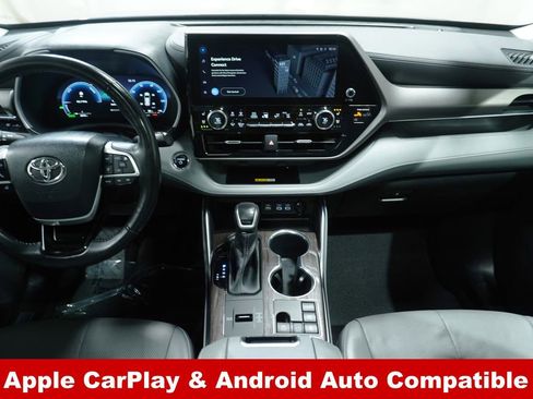 Used 2023 Toyota Highlander Limited FWD image 19