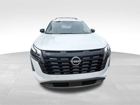 New 2026 Nissan Pathfinder Platinum AWD/4WD image 3
