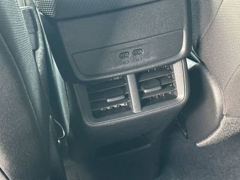 New 2026 Chevrolet Equinox LT image 17