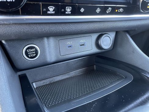 Certified 2023 Nissan Rogue SV image 27