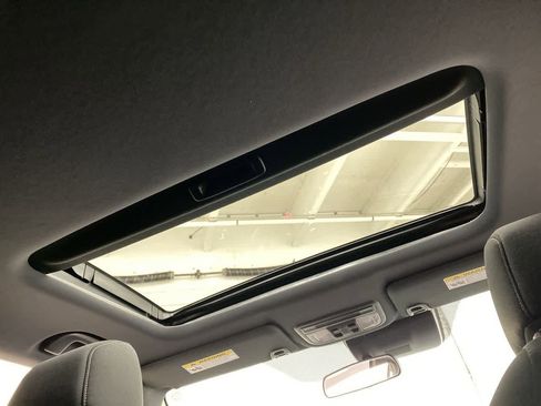 Used 2021 Honda Civic EX image 19