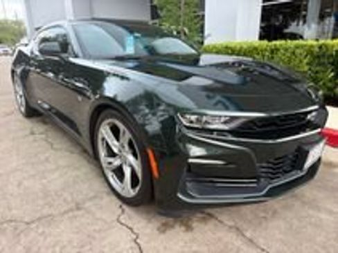 Used 2020 Chevrolet Camaro SS RWD image 1