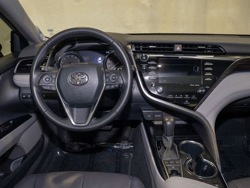 Certified 2020 Toyota Camry XLE w/ Driver Assist Package image 6