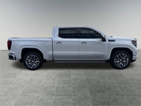 Used 2024 GMC Sierra 1500 Denali w/ Denali Reserve Package image 7