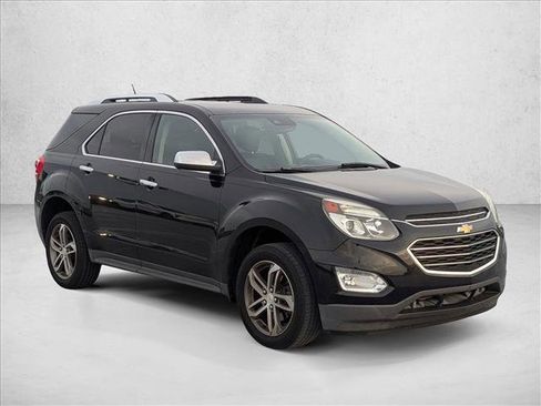 Used 2017 Chevrolet Equinox Premier w/ Enhanced Convenience Package FWD image 3