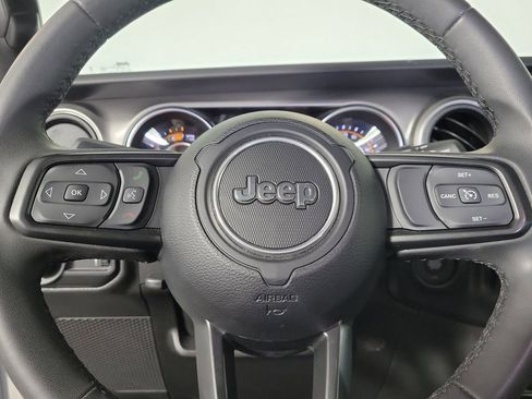 Used 2023 Jeep Wrangler Sport AWD/4WD image 16