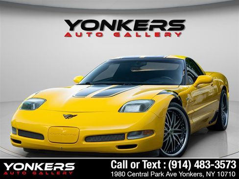 Used 2003 Chevrolet Corvette Z06 w/ Memory Package, 3 Drivers image 2