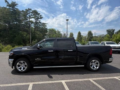 Used 2025 RAM 1500 Big Horn AWD/4WD image 8