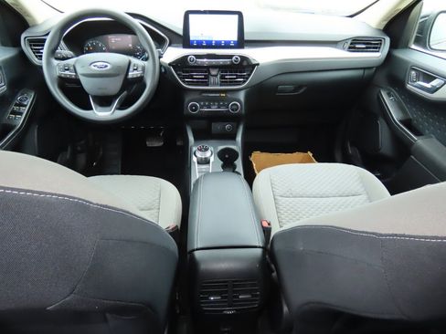 Used 2020 Ford Escape SE image 23