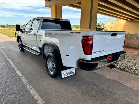Used 2023 Chevrolet Silverado 3500 LT w/ Texas Edition AWD/4WD image 5