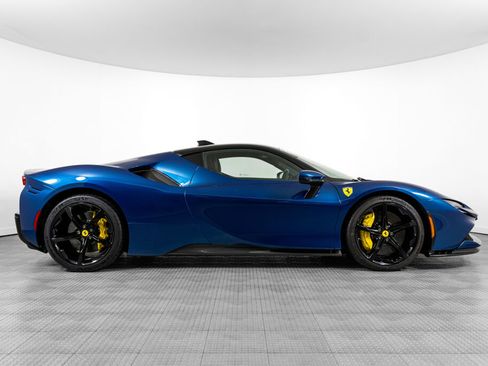 Certified 2022 Ferrari SF90 Stradale image 13