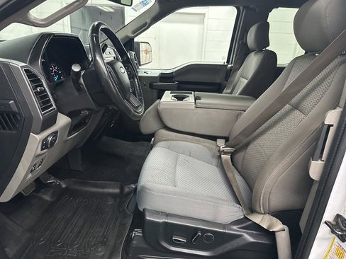 Used 2017 Ford F150 XLT w/ Equipment Group 302A Luxury image 20