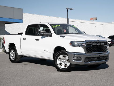Used 2025 RAM 1500 Big Horn image 1
