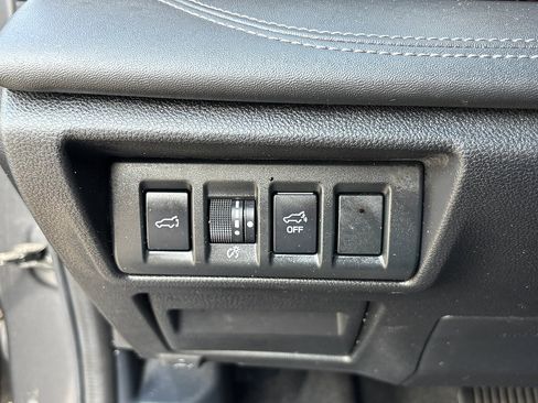 Used 2021 Subaru Outback Touring w/ Popular Package #2 AWD/4WD image 27
