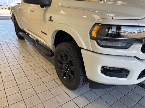 Used 2024 RAM 2500 Limited AWD/4WD image 23