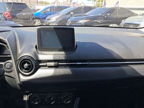 Used 2018 Toyota Yaris iA image 47