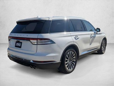 Used 2020 Lincoln Aviator Reserve w/ Equipment Group 201A image 5
