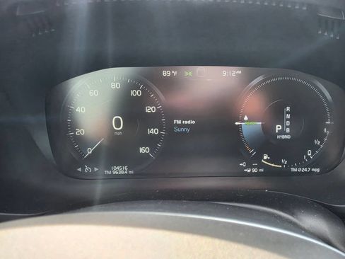 Used 2019 Volvo XC60 T8 Momentum w/ Premium Package AWD/4WD image 27