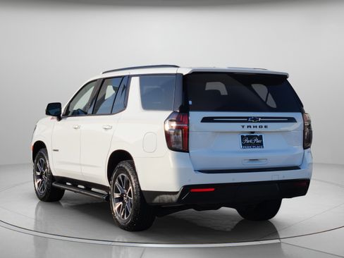 Used 2023 Chevrolet Tahoe Z71 w/ Luxury Package AWD/4WD image 3