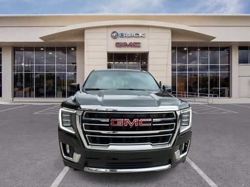 Certified 2023 GMC Yukon SLT w/ SLT Luxury Package RWD image 4