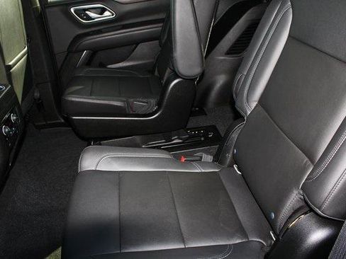 Used 2021 Chevrolet Tahoe Z71 w/ Z71 Signature Package image 14