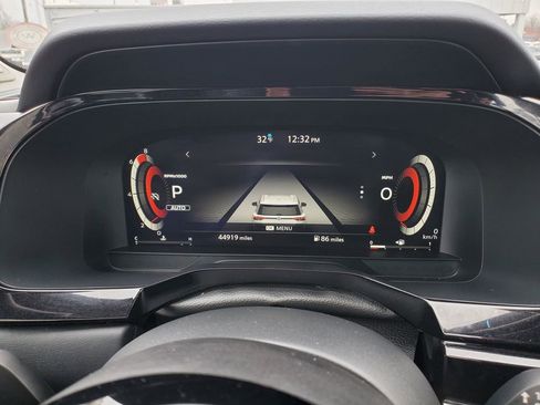 Used 2023 Nissan Pathfinder Platinum image 25