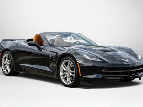 Used 2018 Chevrolet Corvette Stingray Convertible Z51 2LT RWD image 6