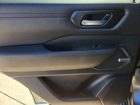 New 2026 Nissan Armada PRO-4X w/ Captain's Chari Seat Package image 16