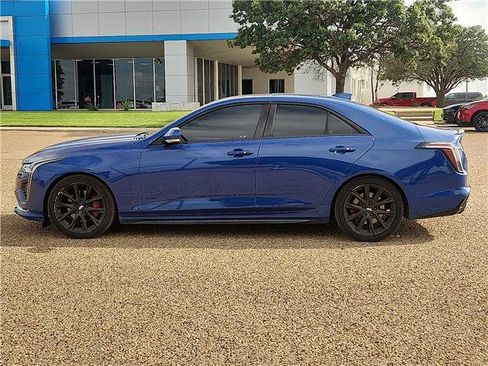 Used 2020 Cadillac CT4 V w/ Technology Package RWD image 2