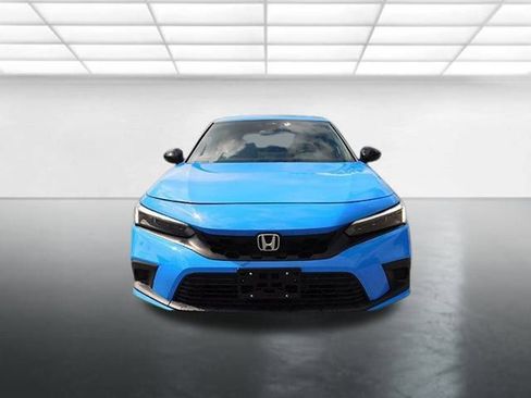 Used 2023 Honda Civic Sport image 3