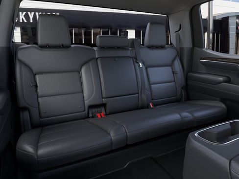 New 2026 GMC Sierra 1500 SLT w/ SLT Premium Package AWD/4WD image 17