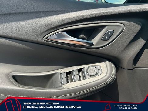 Used 2024 Buick Encore GX Preferred w/ Comfort Package AWD/4WD image 17