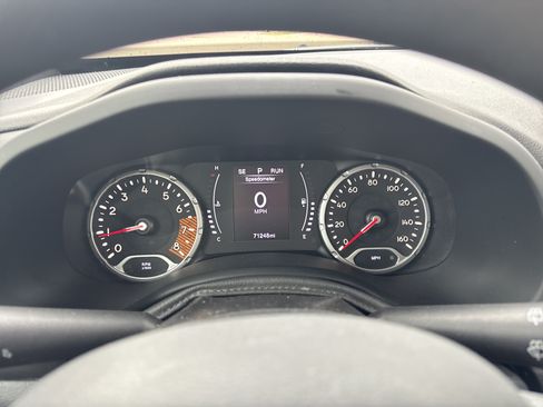 Used 2019 Jeep Renegade Sport w/ UConnect 7.0 Group AWD/4WD image 29