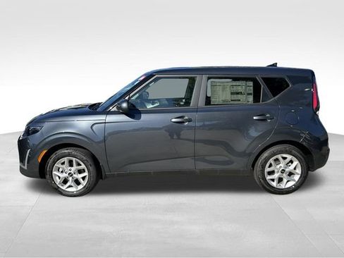 Used 2025 Kia Soul S image 6