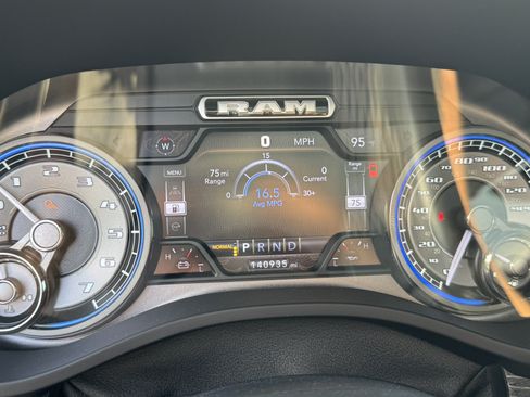 Used 2019 RAM 1500 Limited RWD image 35