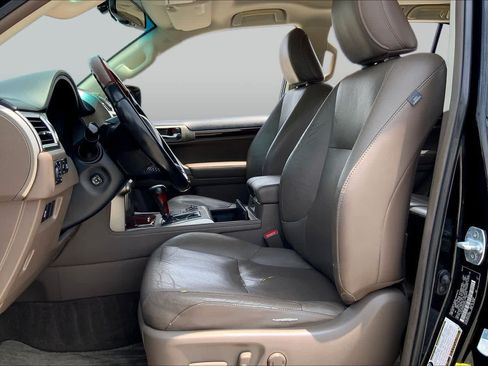 Used 2011 Lexus GX 460 w/ Convenience Pkg AWD/4WD image 7