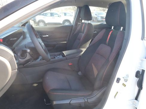 New 2026 Nissan Sentra SR w/ SR Premium Package FWD image 20