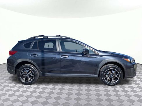 Used 2019 Subaru Crosstrek 2.0i Premium image 2