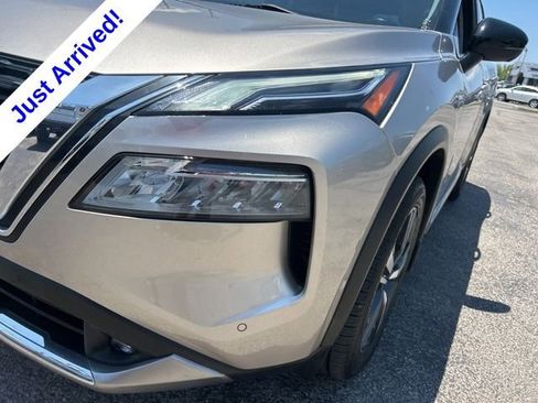 Used 2021 Nissan Rogue Platinum AWD/4WD image 9