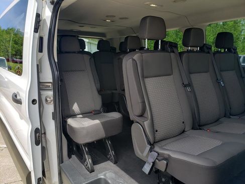 Used 2023 Ford Transit 350 XLT RWD image 14