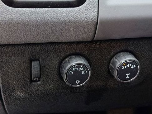 Certified 2021 Chevrolet Colorado W/T w/ Custom Special Edition image 10