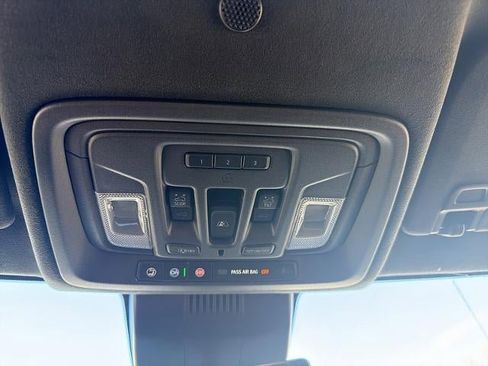 Used 2023 GMC Sierra 1500 Denali Ultimate image 35